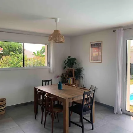 Maison De Avec Piscine Idealement Situee Casa de Férias