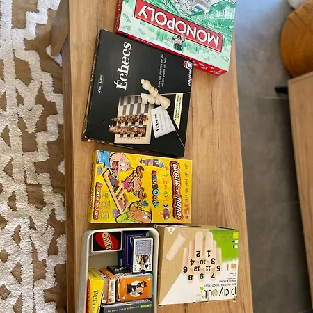 Maison De Avec Piscine Idealement Situee *