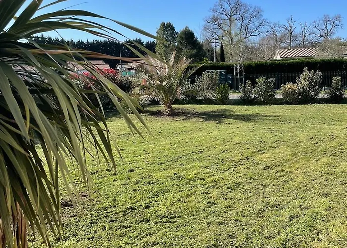 Maison De Avec Piscine Idealement Situee Дом отдыха Каркан