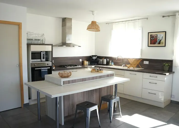 Дом отдыха Maison De Avec Piscine Idealement Situee *