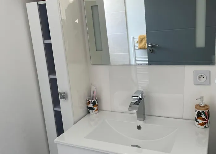 Дом отдыха Maison De Avec Piscine Idealement Situee